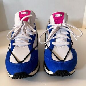 Women's Cruise Puma Rider Lace Sports Shoes are a stylish